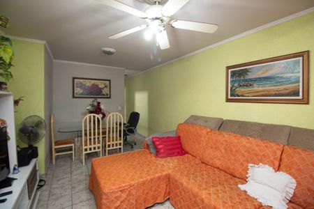 Casa à venda com 200m², 3 quartos e 2 vagasSala