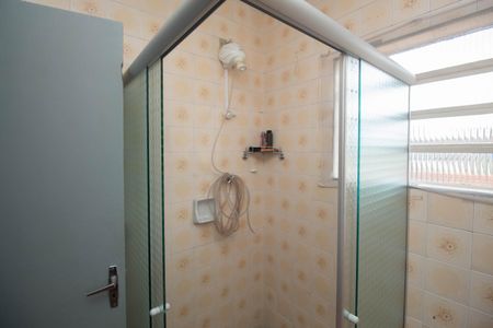 Casa à venda com 200m², 3 quartos e 2 vagasBanheiro 1