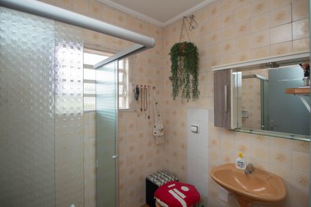 Casa à venda com 200m², 3 quartos e 2 vagasBanheiro 1