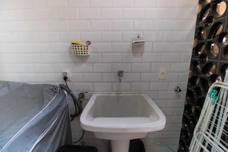 Casa à venda com 260m², 2 quartos e 2 vagasÁrea de Serviço