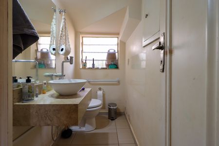 Casa para alugar com 303m², 4 quartos e 5 vagasLavabo