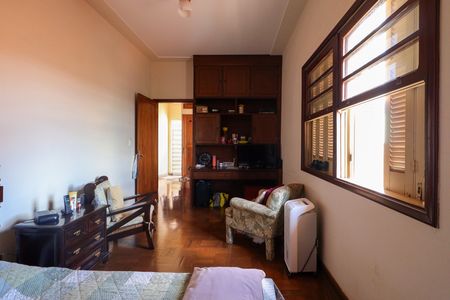 Casa para alugar com 303m², 4 quartos e 5 vagasQuarto 2