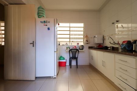 Casa para alugar com 303m², 4 quartos e 5 vagasCozinha