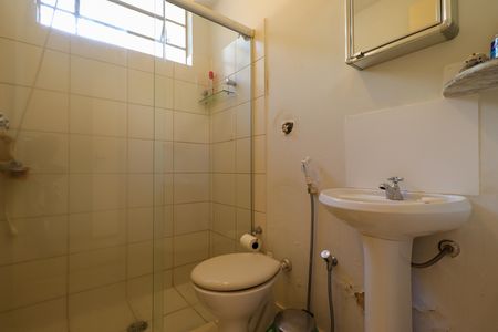 Casa para alugar com 303m², 4 quartos e 5 vagasBanheiro da Suíte 2