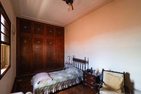 Casa para alugar com 303m², 4 quartos e 5 vagasQuarto 2