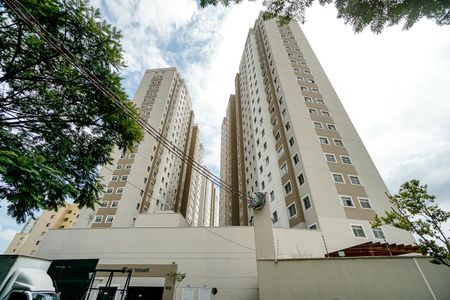 Apartamento à venda com 36m², 2 quartos e 1 vaga Apartamento à venda com 36m², 2 quartos e 1 vagaFachada