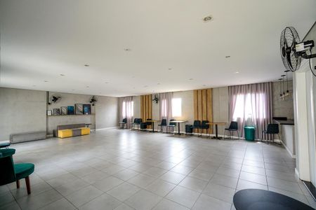 Apartamento à venda com 36m², 2 quartos e 1 vaga Apartamento à venda com 36m², 2 quartos e 1 vagaSalão de festas