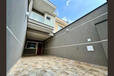 Casa à venda com 150m², 3 quartos e 2 vagasFoto 03
