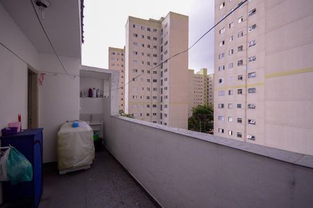 Casa à venda com 102m², 4 quartos e 1 vagaÁrea de Serviço - Casa 2 