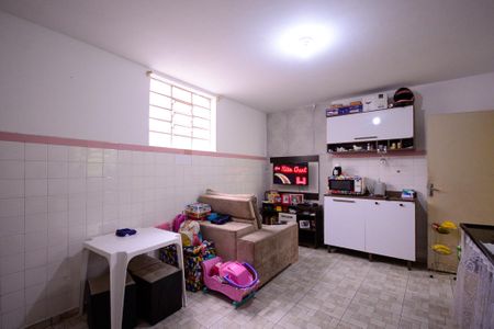 Casa à venda com 102m², 4 quartos e 1 vagaSala/Cozinha - Casa 2 