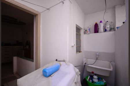 Casa à venda com 102m², 4 quartos e 1 vagaÁrea de Serviço - Casa 2 