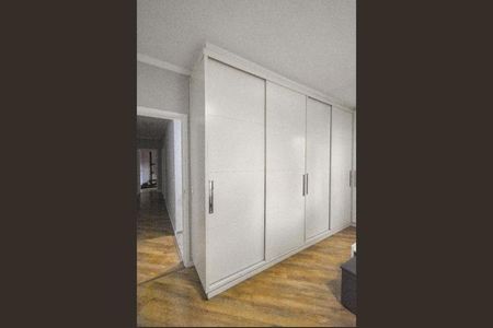 Casa à venda com 200m², 4 quartos e 2 vagasFoto 10