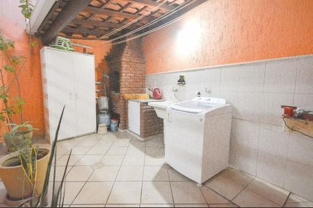 Casa à venda com 200m², 4 quartos e 2 vagasFoto 16