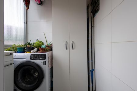 Apartamento à venda com 61m², 2 quartos e sem vaga Apartamento à venda com 61m², 2 quartos e sem vagaÁrea de Serviço