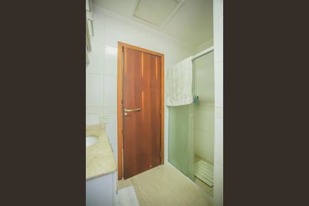 Casa à venda com 250m², 3 quartos e 4 vagasBanheiro Suíte