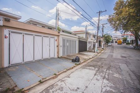 Casa à venda com 250m², 3 quartos e 4 vagasFachada