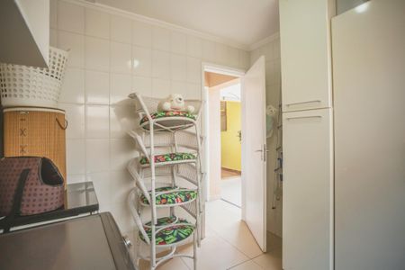 Casa à venda com 250m², 3 quartos e 4 vagasÁrea de Serviço