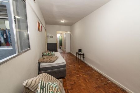 Apartamento à venda com 56m², 1 quarto e sem vaga Apartamento à venda com 56m², 1 quarto e sem vagaSala