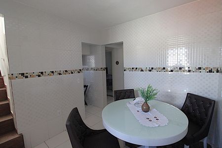 Casa à venda com 80m², 2 quartos e sem vagaSala de Jantar