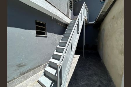 Casa à venda com 80m², 2 quartos e sem vagaQuintal