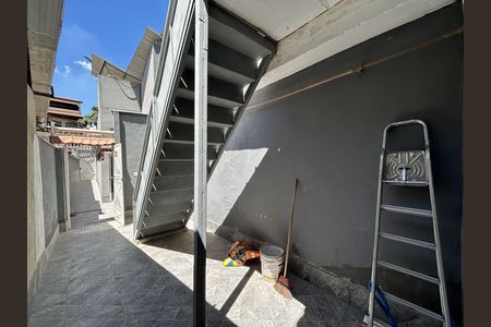 Casa à venda com 80m², 2 quartos e sem vagaQuintal