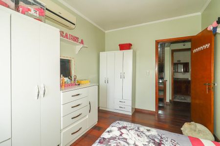 Casa à venda com 271m², 3 quartos e 2 vagasQuarto 2