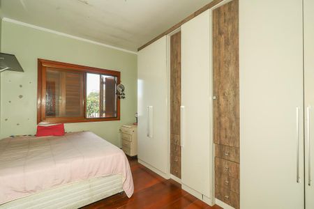 Casa à venda com 271m², 3 quartos e 2 vagasQuarto 3