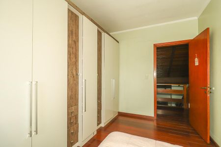 Casa à venda com 271m², 3 quartos e 2 vagasQuarto 3