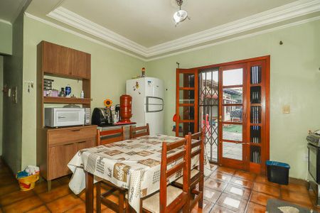 Casa à venda com 271m², 3 quartos e 2 vagasCozinha