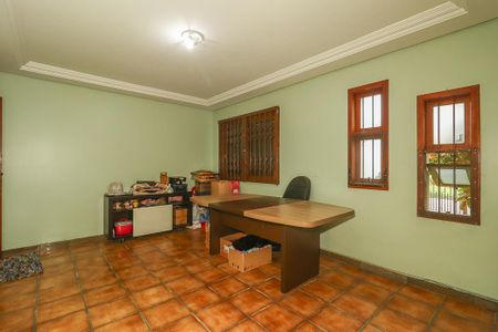 Casa à venda com 271m², 3 quartos e 2 vagasSala de estar