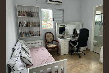 Casa de condomínio à venda com 230m², 3 quartos e 4 vagasFoto 06