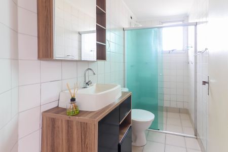 Apartamento para alugar com 65m², 2 quartos e 2 vagasBanheiro Social