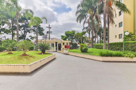 Apartamento para alugar com 65m², 2 quartos e 2 vagasCondomínio