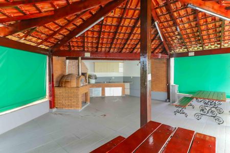 Apartamento para alugar com 65m², 2 quartos e 2 vagasÁrea comum - Churrasqueira