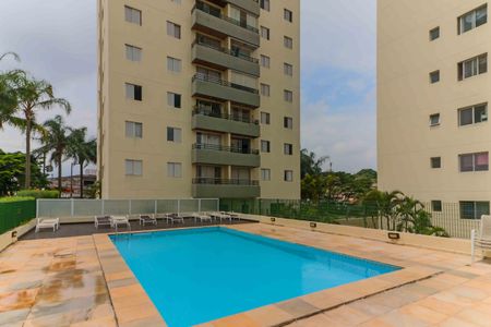 Apartamento para alugar com 65m², 2 quartos e 2 vagasÁrea comum - Piscina