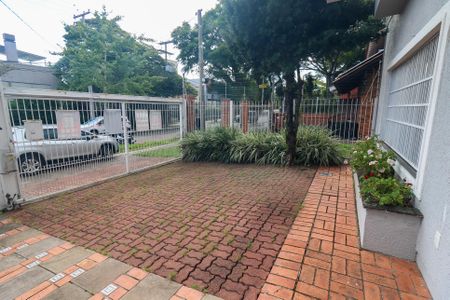 Casa à venda com 347m², 4 quartos e 6 vagas Casa à venda com 347m², 4 quartos e 6 vagasJardim