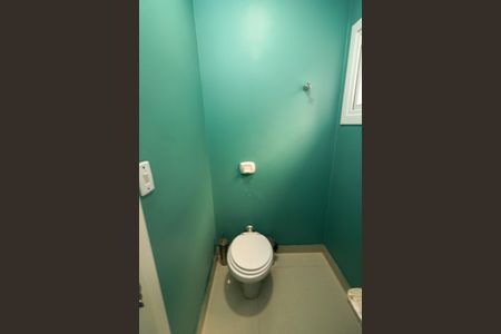 Casa à venda com 347m², 4 quartos e 6 vagas Casa à venda com 347m², 4 quartos e 6 vagasLavabo 1