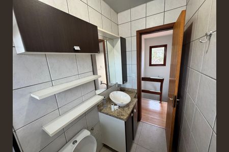 Casa de condomínio à venda com 102m², 3 quartos e 2 vagasbanheiro 1