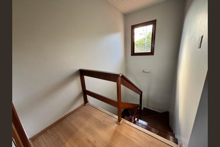 Casa de condomínio à venda com 102m², 3 quartos e 2 vagasCorredor