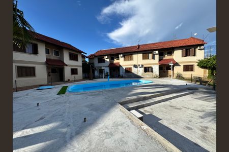 Casa de condomínio à venda com 102m², 3 quartos e 2 vagasÁrea comum