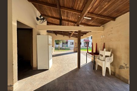 Casa de condomínio à venda com 102m², 3 quartos e 2 vagasÁrea comum