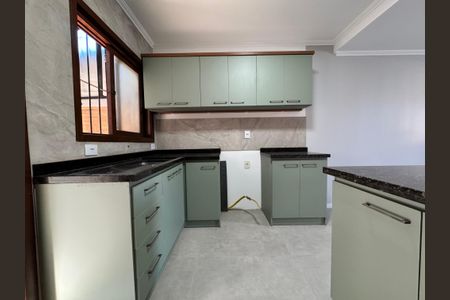 Casa de condomínio à venda com 102m², 3 quartos e 2 vagasCozinha