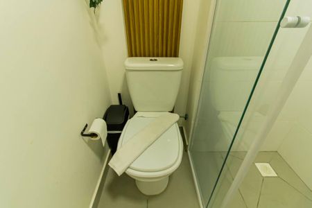 Studio para alugar com 25m², 1 quarto e sem vaga Studio para alugar com 25m², 1 quarto e sem vagaBanheiro