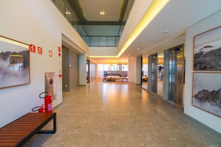 Studio para alugar com 27m², 1 quarto e sem vaga Studio para alugar com 27m², 1 quarto e sem vagaHall social