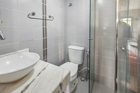 Apartamento para alugar com 290m², 4 quartos e 2 vagas Apartamento para alugar com 290m², 4 quartos e 2 vagasBanheiro 2