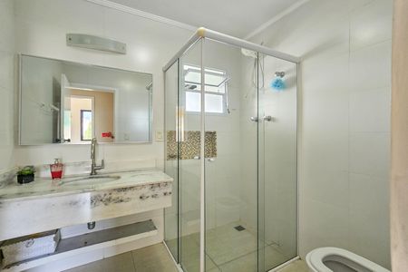 Apartamento para alugar com 290m², 4 quartos e 2 vagas Apartamento para alugar com 290m², 4 quartos e 2 vagasBanheiro