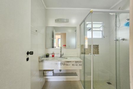 Apartamento para alugar com 290m², 4 quartos e 2 vagas Apartamento para alugar com 290m², 4 quartos e 2 vagasBanheiro