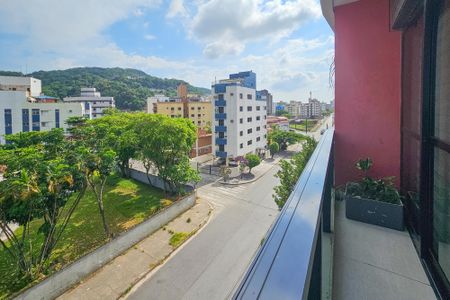 Apartamento para alugar com 290m², 4 quartos e 2 vagas Apartamento para alugar com 290m², 4 quartos e 2 vagasvaranda