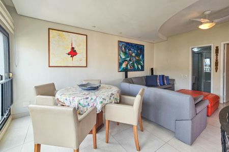 Apartamento para alugar com 290m², 4 quartos e 2 vagas Apartamento para alugar com 290m², 4 quartos e 2 vagasSala 2