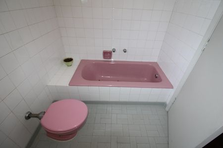 Casa à venda com 150m², 3 quartos e 1 vagaBanheiro 2